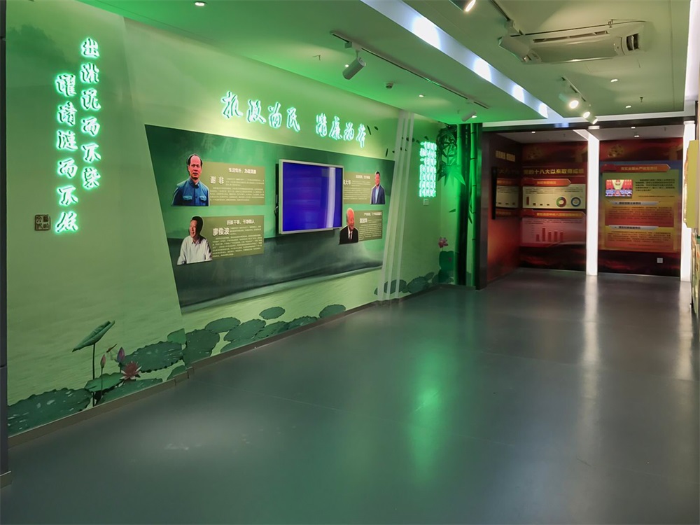 紅色展館設計中如何突出黨的文化創新和文化發展成果？